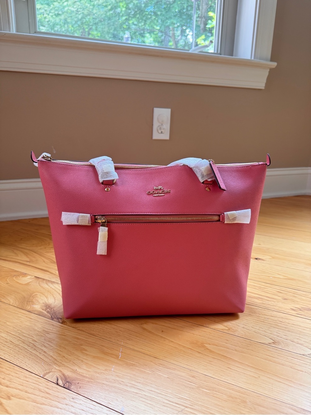 NWT Coach Taffy Pink Pebbled Leather Gallery Tote Shoulder Bag Gold Hardware